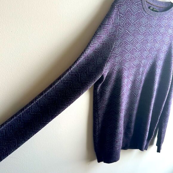 Jos A Bank Reserve Purple and Gray Lamb’s Wool Herring Bone Pull Over Sweater S - Picture 3 of 4